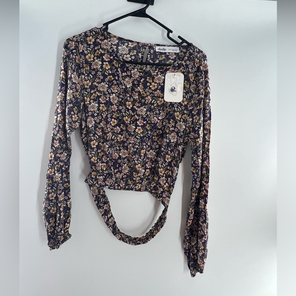 ELODIE PULL OVER LONG SLEEVE CROP TOP PURPLE FLORAL MEDIUM NEW